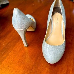 Silver sparkle pumps